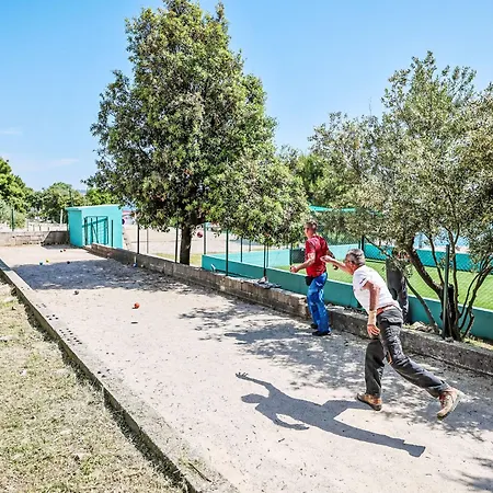 Medena-2 By Interhome شقة تروغير