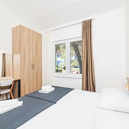 Medena-2 By Interhome شقة